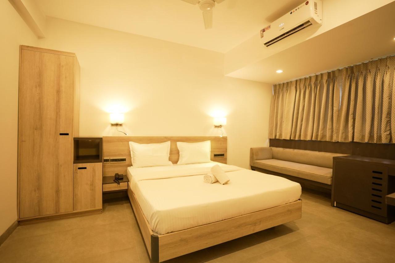 Coastal Pearl Hotel Margao Railway Station Bagian luar foto