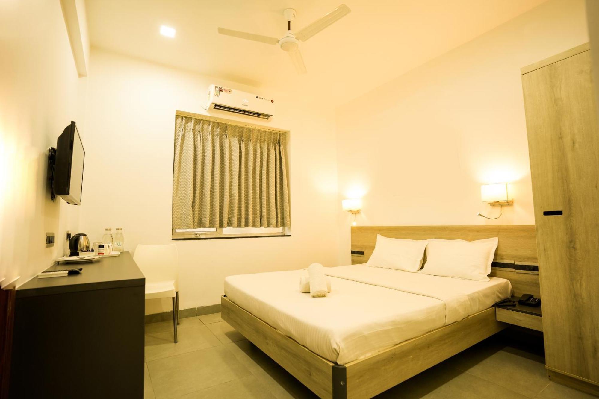 Coastal Pearl Hotel Margao Railway Station Bagian luar foto